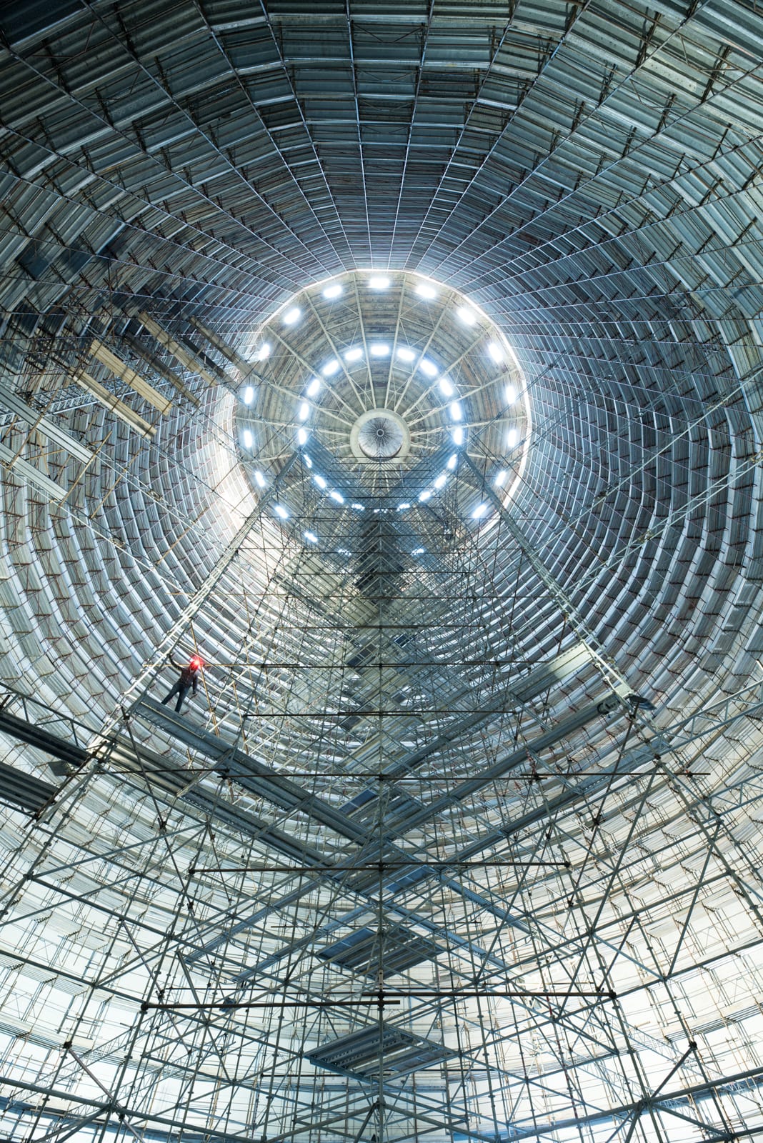 Industriel - Let the Light In